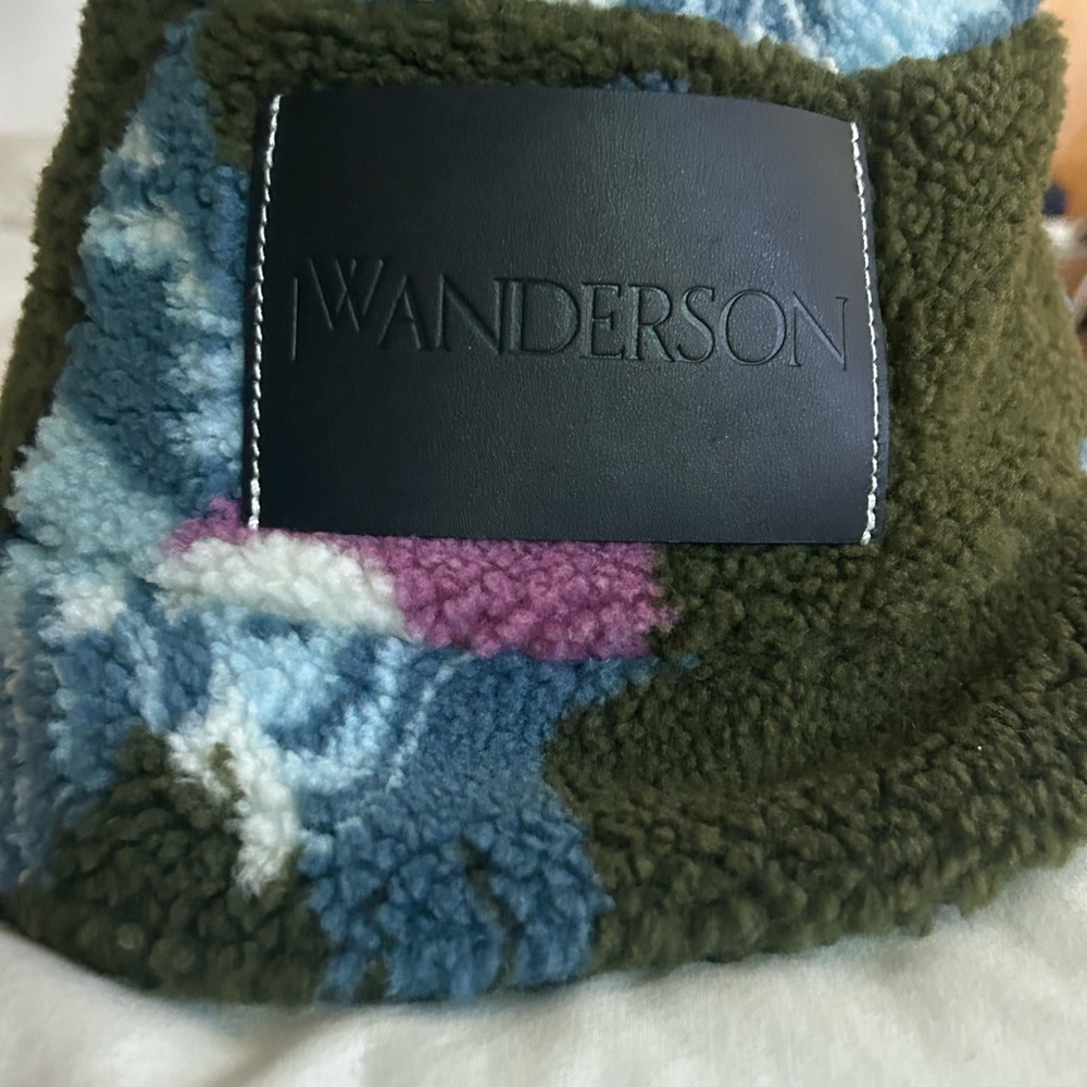 JW Anderson Pigeon bucket hat